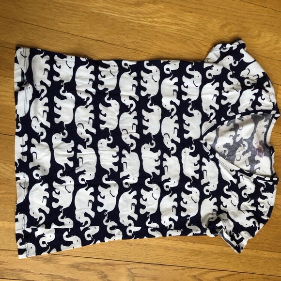 Lilly Pulitzer Tops - Lilly Pulitzer T-shirt Lilly Pulitzer Tops - Lilly Pulitzer T-shirt